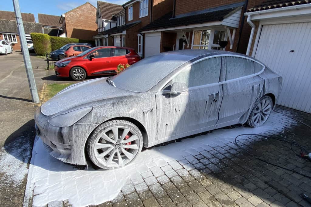 Cleaning your Tesla 