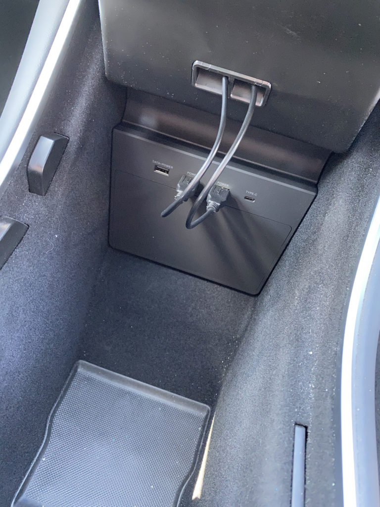 Tesla Model 3 with the TapTes USB hub in place